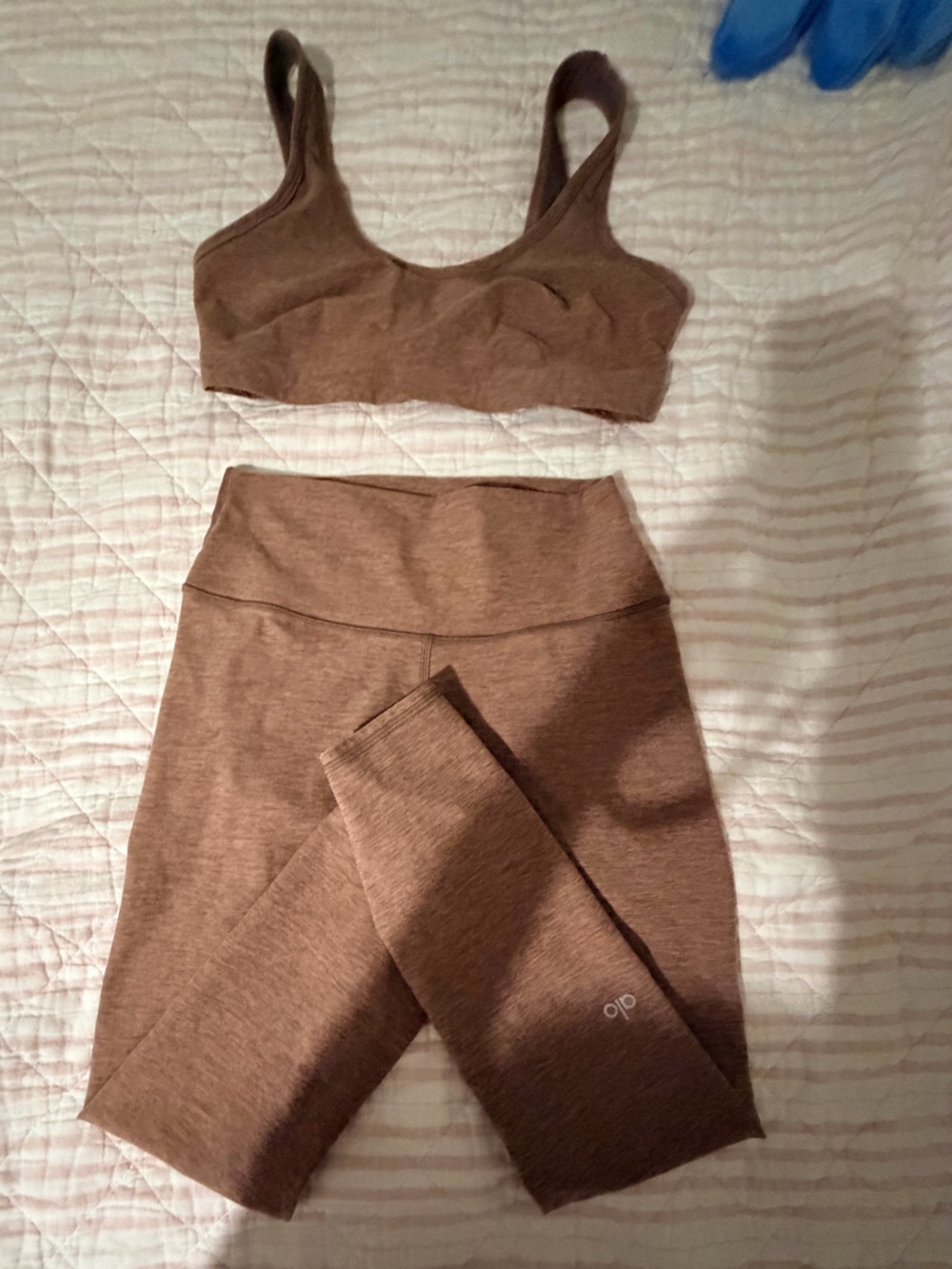 LIKE NEW ALO Yoga Alosoft Leggings and Centerstage Bra in Light Brown